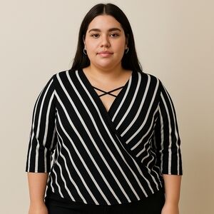 Maurices Black & White Striped Blouse – Size 24 (3) – EUC